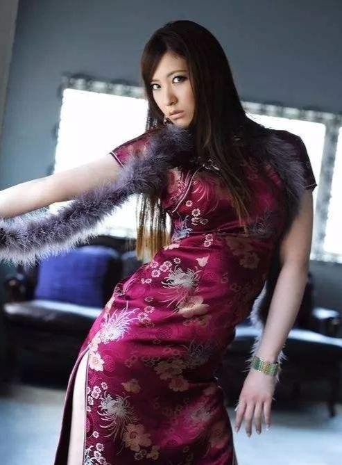 春日由衣在线视频观看,在线视频中的青春活力演绎